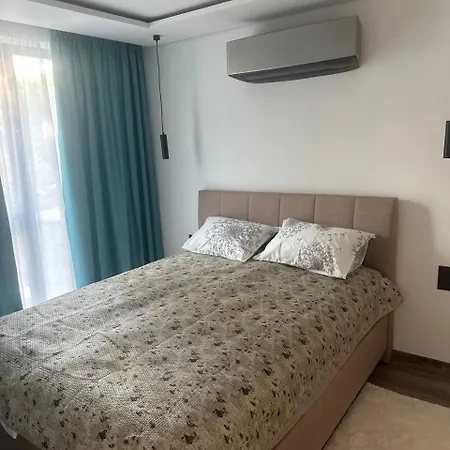 Sea 9 * Slăntjev Brjag